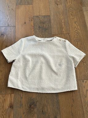 H&M Cream Textured Short Sleeve Bouclé Top with Shoulder Buttons